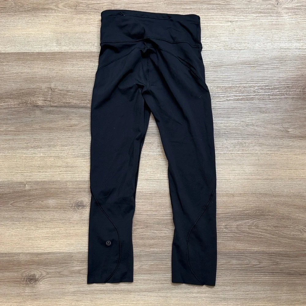 Lululemon Run The Day Crop (17